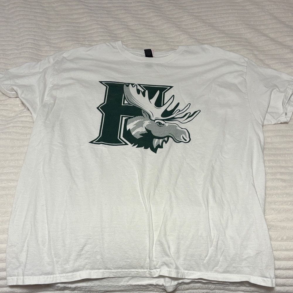 Gildan White T-Shirt